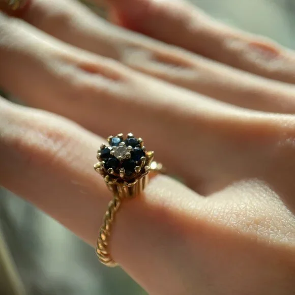 14k gold natural diamond tulip ring with twisted rope band size 5-6, 1970s 1980s - Picture 3 of 11